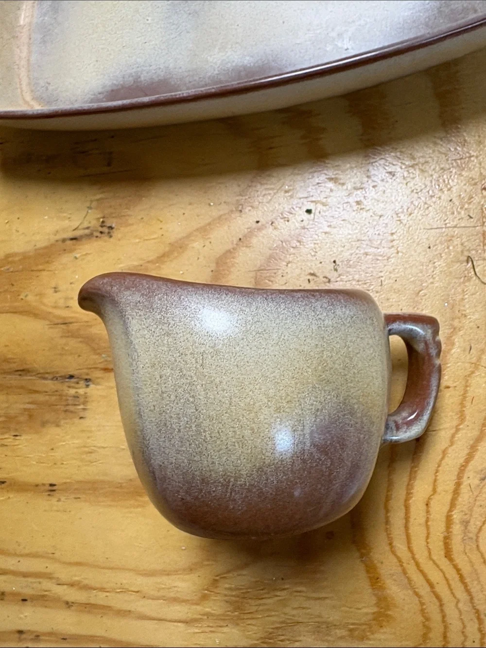 Frankoma tan and brown ceramic gravy set with platter